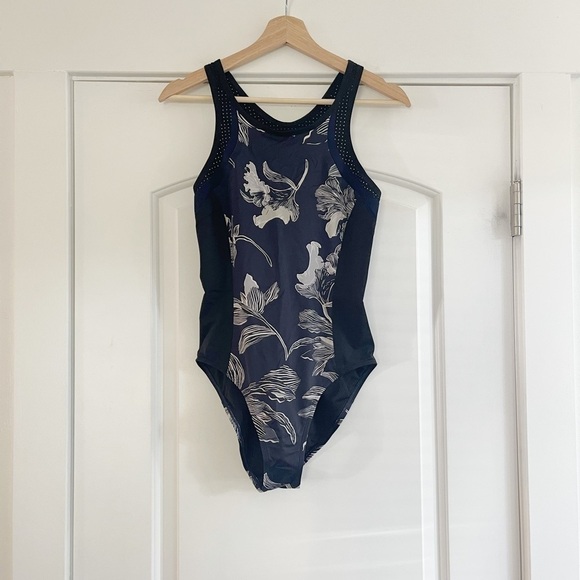 Athleta Fiore One Piece Swimsuit - XS - Picture 3 of 7